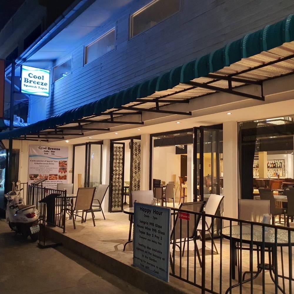 Cool Breeze Cafe Bar in Hua Hin
