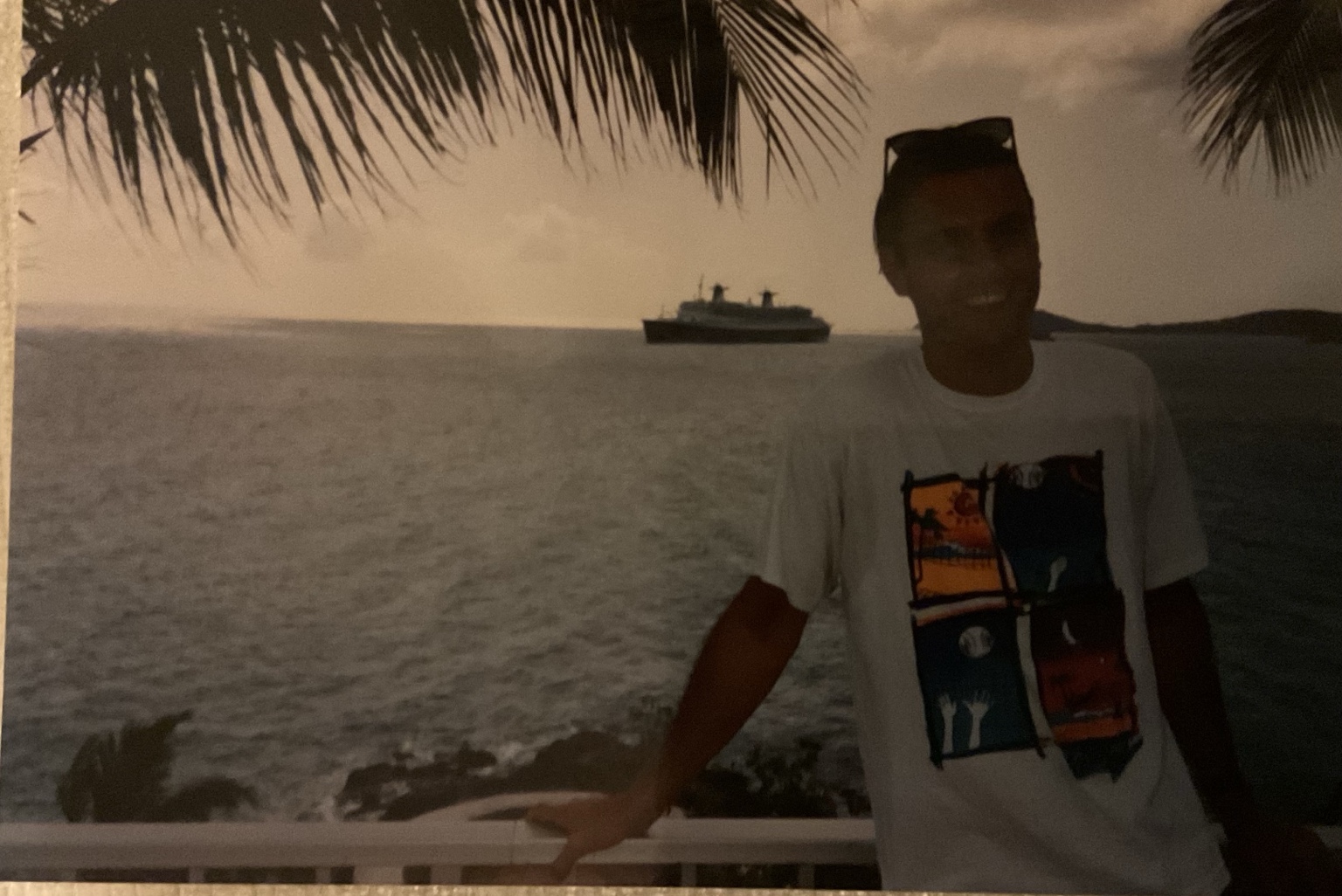 Travel and cruise ships